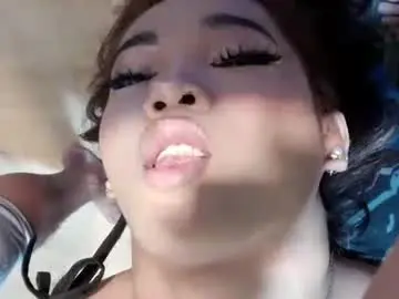 Amazingfucker4ux  live sex cam