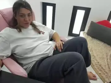 Dyanakaylin  live sex cam