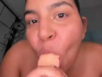Karogil  live sex cam