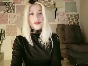 Luckysapphire777  live sex cam