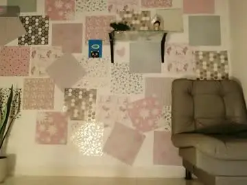Luckysapphire777  live sex cam