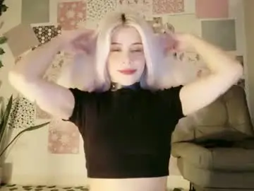 Luckysapphire777  live sex cam