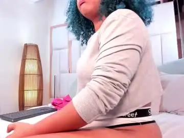 Miadraven  live sex cam