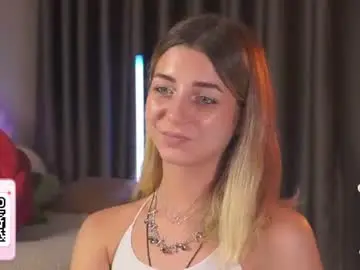 Milkeyes  live sex cam