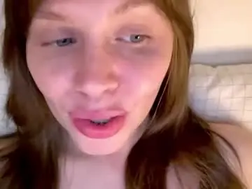 Nikki_mi  live sex cam