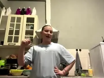 Priscillalucke  live sex cam