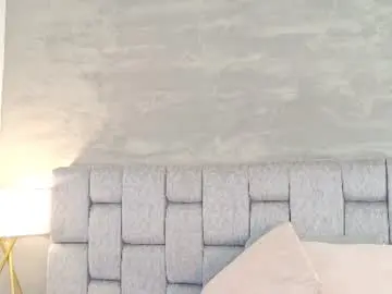 Alaia_colins  live sex cam