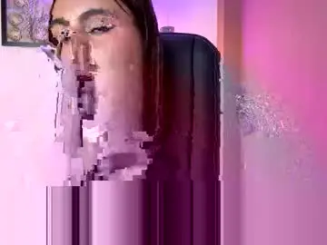 Alanagray36  live sex cam