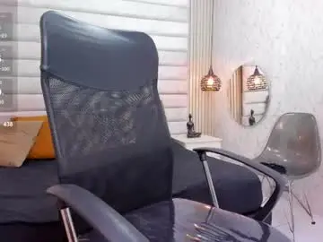 Cloe_monroee_  live sex cam