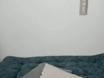 Evaritz__  live sex cam