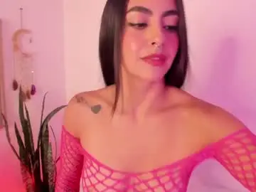 Evaritz__  live sex cam