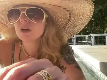 Hotfortips  live sex cam