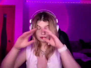 Lorrainepurkiss  live sex cam