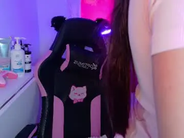 Lucyy_peach  live sex cam