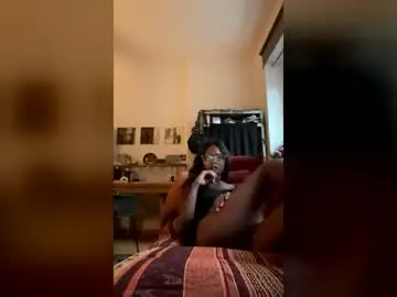 Lunarjo666  live sex cam