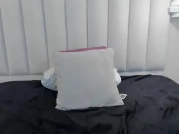 Mia__bailey_  live sex cam