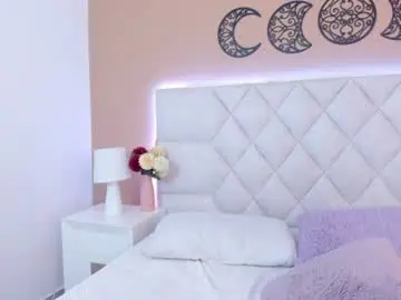Mia__bailey_  live sex cam