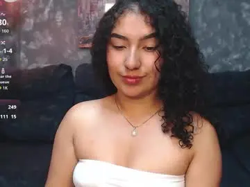 Sofia_blo0m  live sex cam