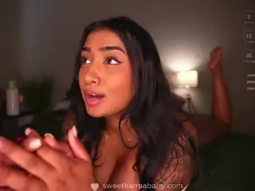 Sweetkarmababy  live sex cam