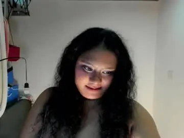 Urhotmariahclara  live sex cam