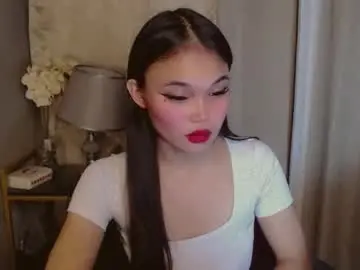 Yourfavorateluna  live sex cam