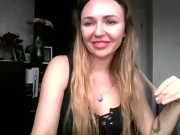 Angelinalove28  live sex cam