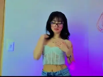 April_bennett  live sex cam