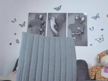 Candy_chloe02  live sex cam