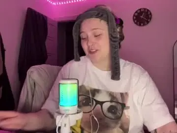 Eloisedenkins  live sex cam