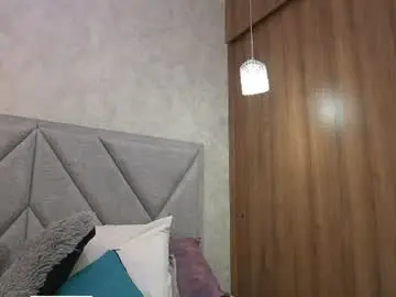 Im_manu  live sex cam