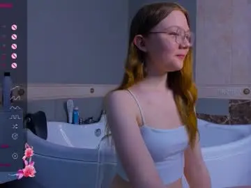 Luv_tessa  live sex cam