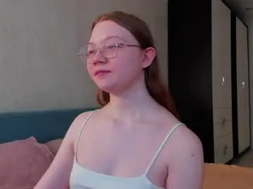 Luv_tessa  live sex cam