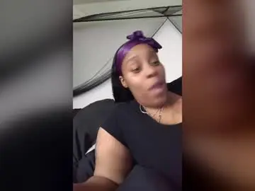 Madamnikki  live sex cam