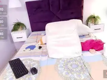 Sirenyrouss  live sex cam