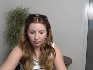 Sweet_letta  live sex cam
