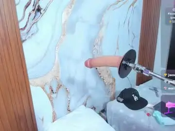 Alice14cullen  live sex cam