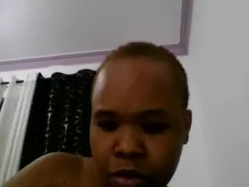 Biggychocote  live sex cam