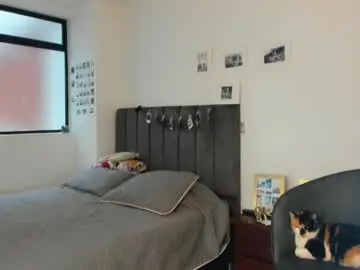 Carolina_zaens  live sex cam