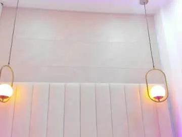 Dream_nena  live sex cam