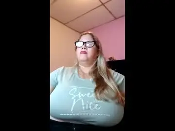 Elizabethtaylor1  live sex cam