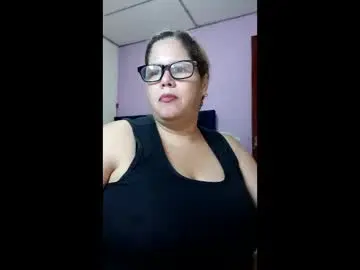 Elizabethtaylor1  live sex cam