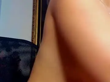 Hikarii__  live sex cam