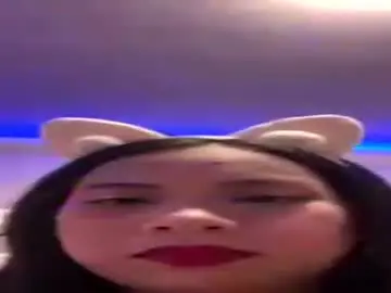 Lapingki45  live sex cam
