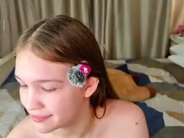 Playfulmelly  live sex cam