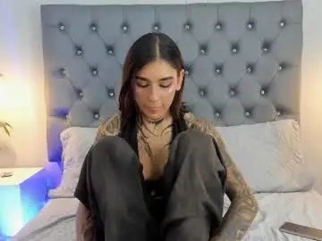 Velvet_revelt1  live sex cam