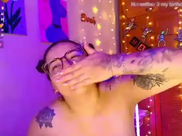 Eva_rosse69  live sex cam
