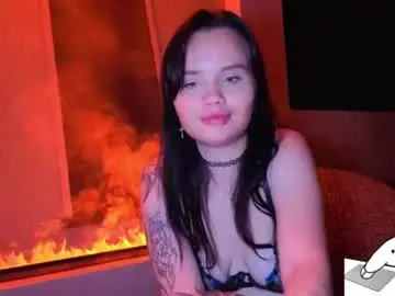 Everlure  live sex cam