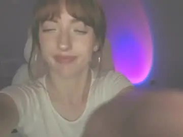 Foxyredddd  live sex cam