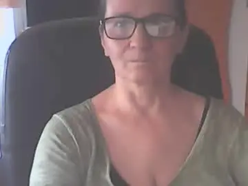 Hellenmarie  live sex cam