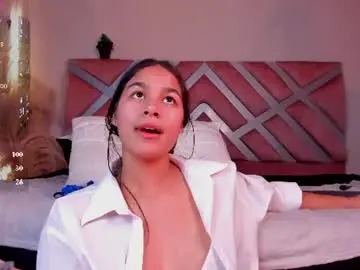 Layra_rous  live sex cam